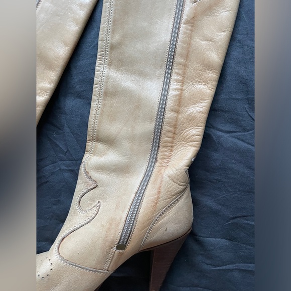 Vintage Tan Leather Cowgirl Boots 5 - Picture 14 of 17